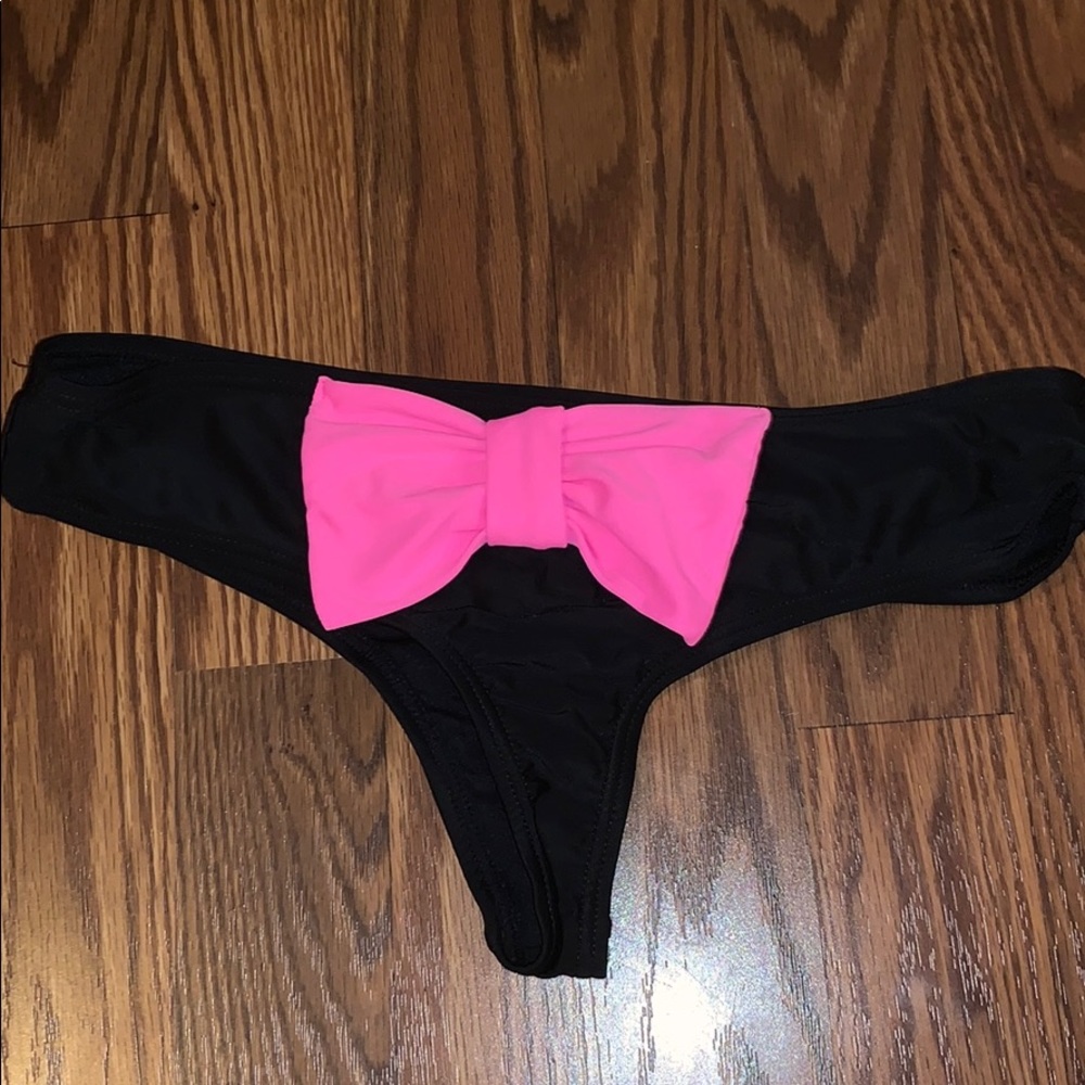 Bathing suit